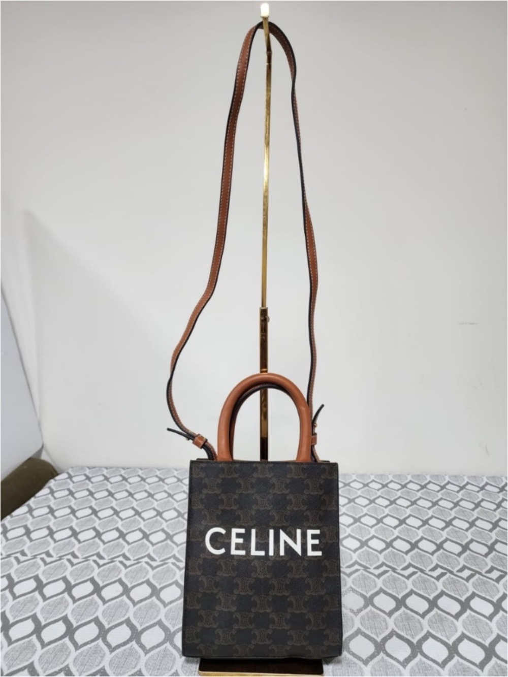 Authentic CELINE Triomphe Canvas Calfskin Mini Vertical Tote Brown/Black